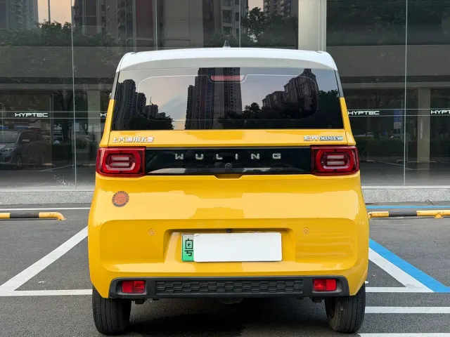 Wuling Hongguang Mini EV — Фото автомобиля 6