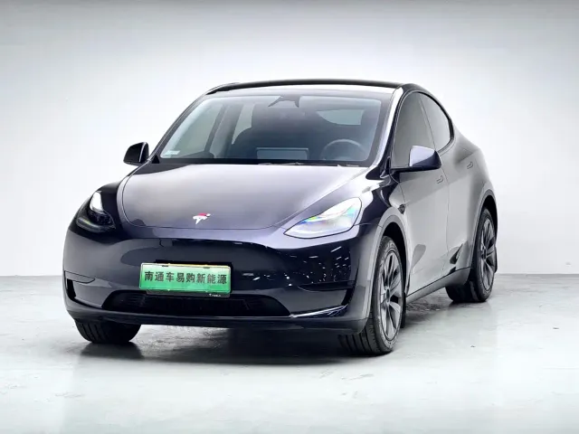 Фотография автомобиля — Tesla Model Y