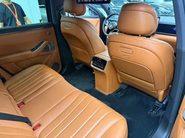 Aito M7 — Фото автомобиля 10