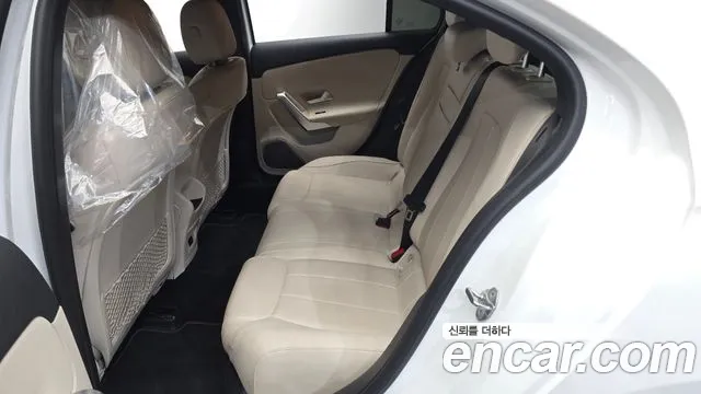 Mercedes-Benz A-Class W177 — Фото автомобиля 11
