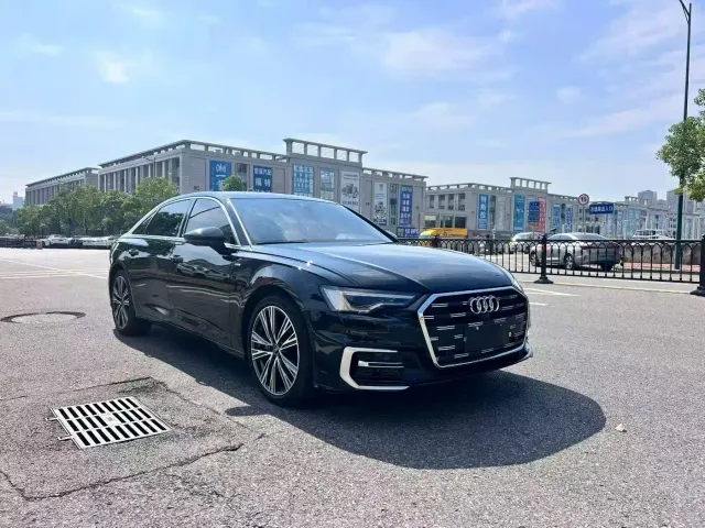 Audi Audi A6L 2026 Model Year 45 TFSI Premium Dynamic — Фото автомобиля 3