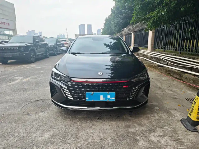 Dongfeng Yixuan MAX — Фото автомобиля 2