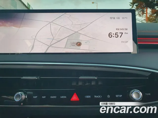 Genesis GV70 3.5T Бензин AWD — Фото автомобиля 11