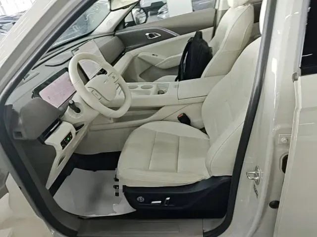 Haval Xiaolong MAX — Фото автомобиля 14