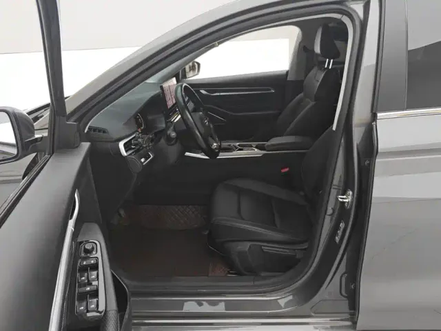 Geely Emgrand — Фото автомобиля 9