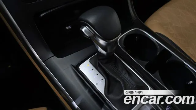 Kia Canival Carnival 4 поколение Дизель 9 мест Prestige — Фото автомобиля 9