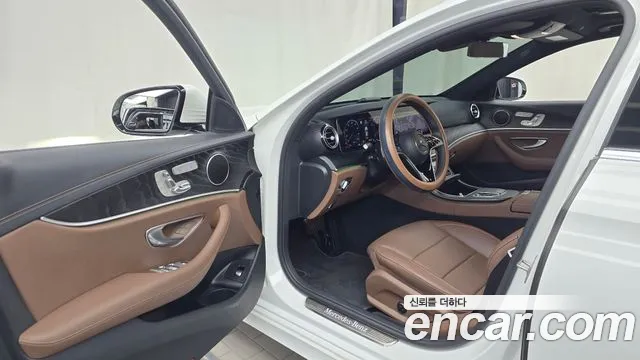 Mercedes-Benz E-Class W213 — Фото автомобиля 10