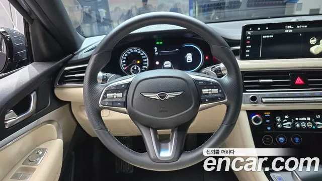 Genesis G70 — Фото автомобиля 12