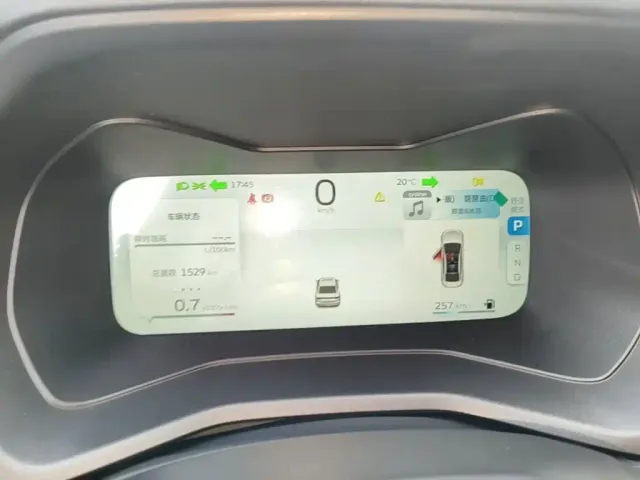 Geely Emgrand — Фото автомобиля 11