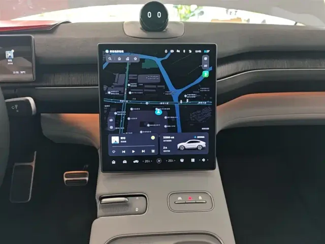 Nio EC7 — Фото автомобиля 12