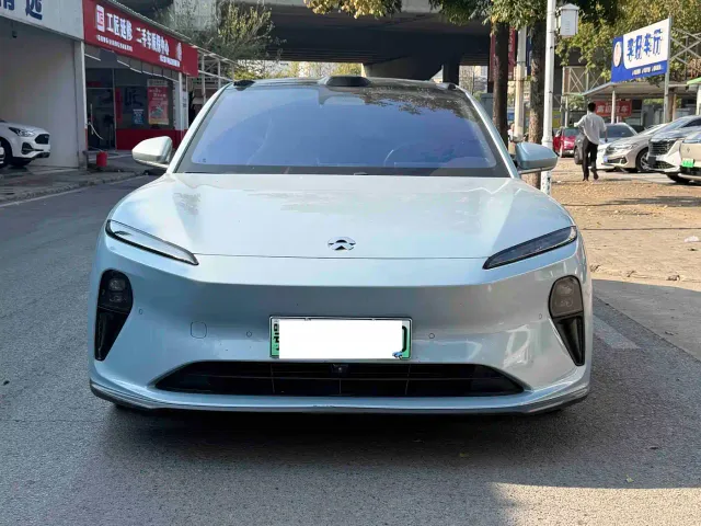 Nio ET5 Touring — Фото автомобиля 2