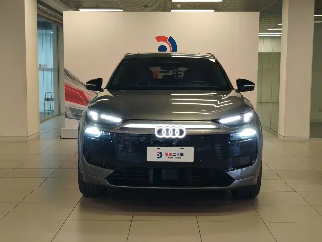 Audi Audi Q6L e-tron 2025 Model Pioneer Edition — Фото автомобиля 2
