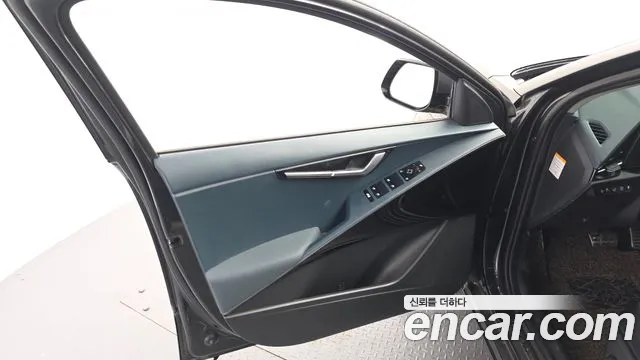 Kia Niro The All New — Фото автомобиля 13