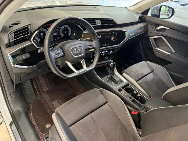Audi Q3 — Фото автомобиля 10