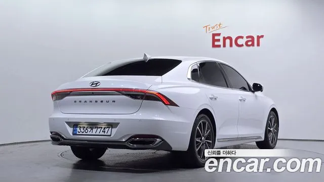 Hyundai Grandeur New — Фото автомобиля 2