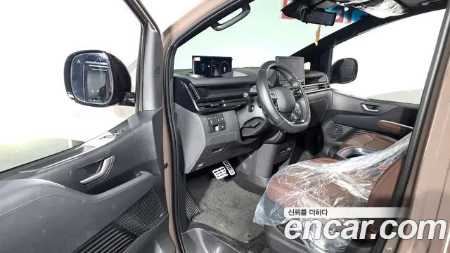 Hyundai Staria New — Фото автомобиля 10