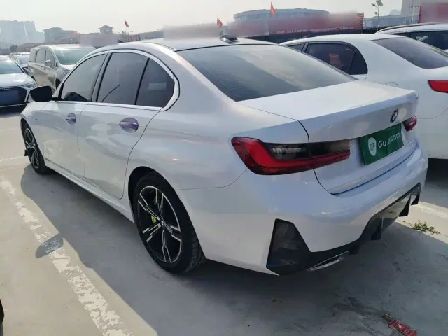 BMW 3 Series — Фото автомобиля 22