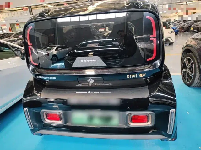 Baojun KiWi EV — Фото автомобиля 5
