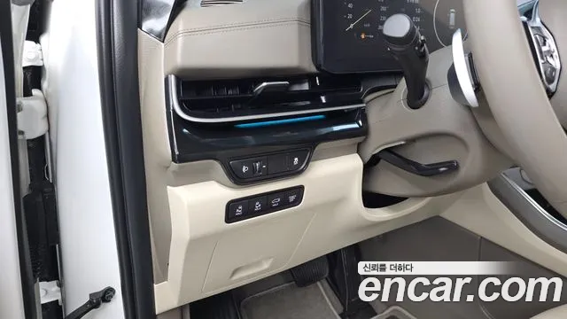 Kia Carnival 4th Gen — Фото автомобиля 29