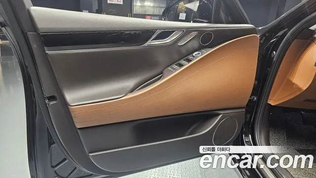 Genesis G80 Бензин 2.5 турбо 2WD — Фото автомобиля 23