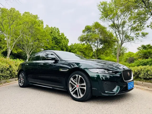 Jaguar XEL — Фото автомобиля 3
