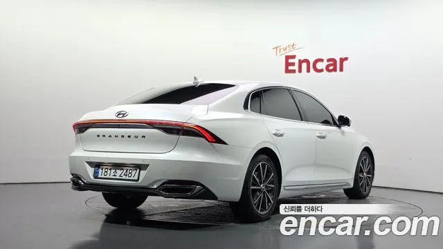 Hyundai Grandeur Grandeur (New) — Фото автомобиля 2