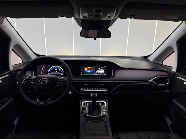 GAC Trumpchi M6 — Фото автомобиля 5