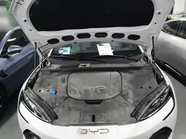 BYD Seal — Фото автомобиля 19