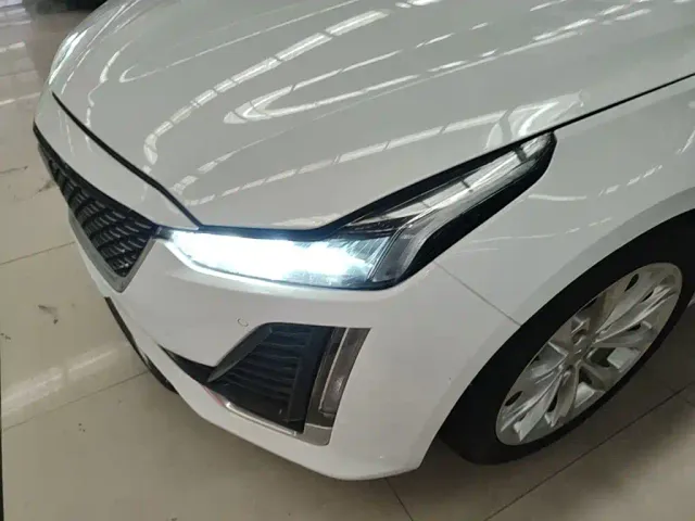Cadillac CT5 — Фото автомобиля 23