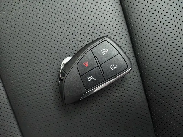 Buick Envision Plus — Фото автомобиля 7