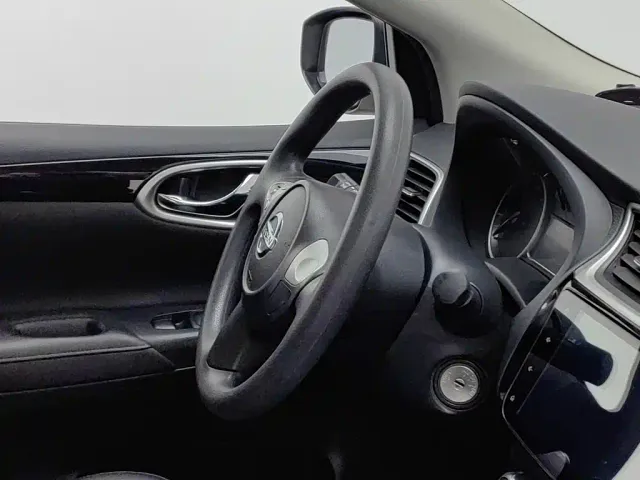 Nissan Sylphy — Фото автомобиля 22