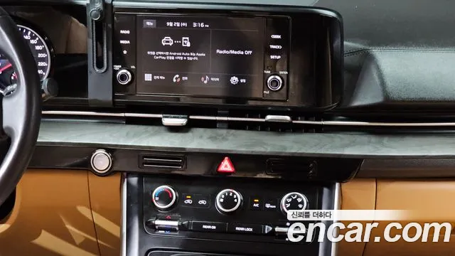 Kia Carnival Generation 4 — Фото автомобиля 14