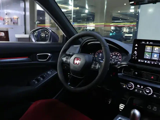 Honda Civic — Фото автомобиля 19