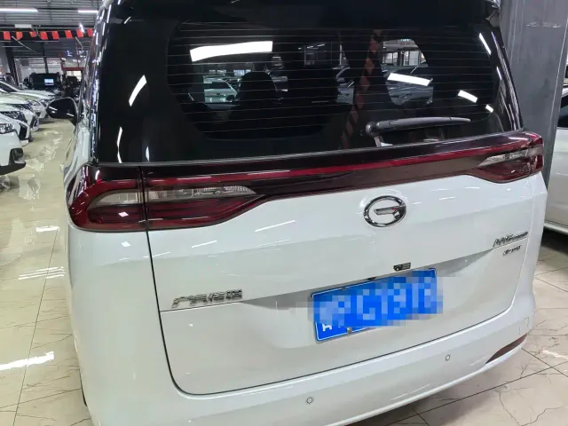 GAC Trumpchi Trumpchi M6 2023 PRO 270T DCT Luxury Edition — Фото автомобиля 5