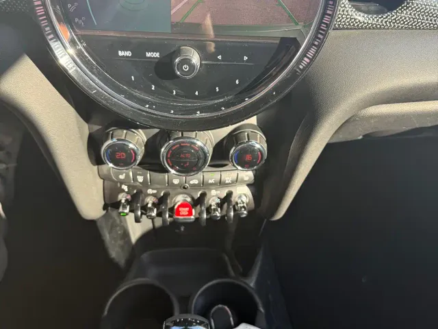 MINI Hatch — Фото автомобиля 15