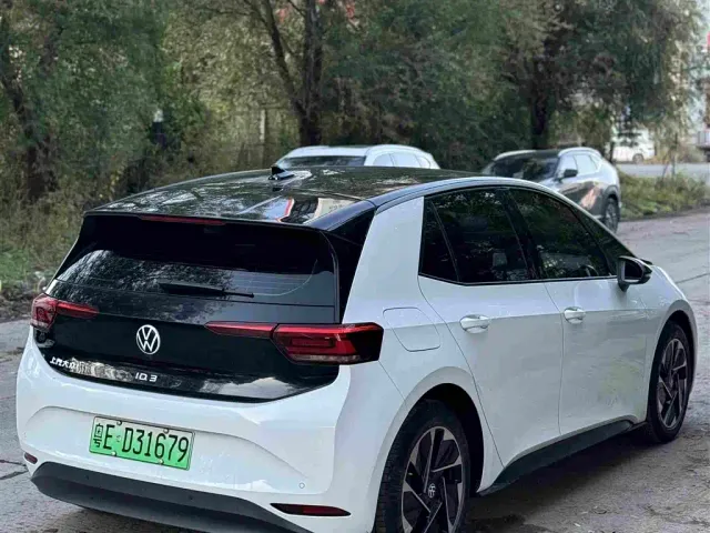 Volkswagen ID.3 — Фото автомобиля 9