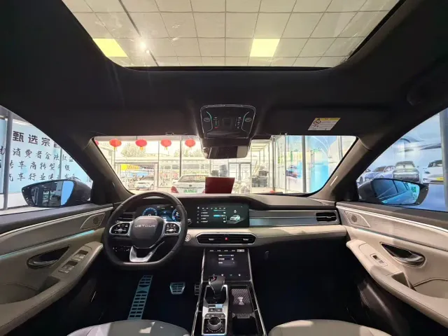 Jetour X90 — Фото автомобиля 5