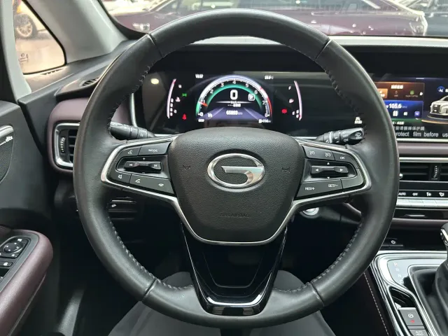 GAC Trumpchi M6 — Фото автомобиля 21