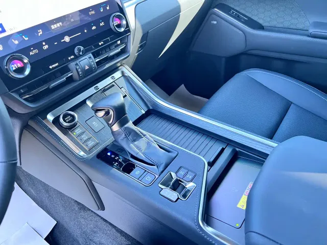 Lexus GX — Фото автомобиля 15