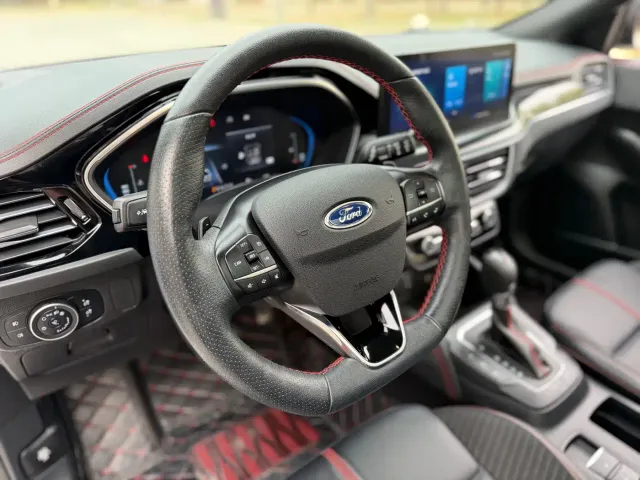 Ford Focus — Фото автомобиля 21