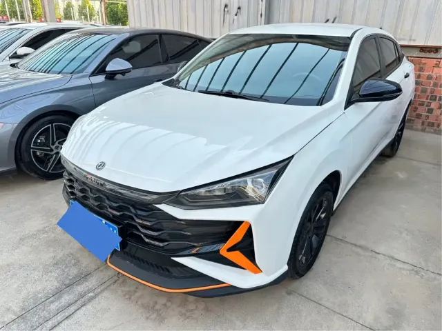 Фотография автомобиля — Dongfeng Yixuan