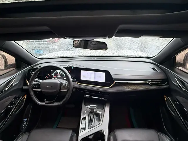Changan X5 Plus — Фото автомобиля 7