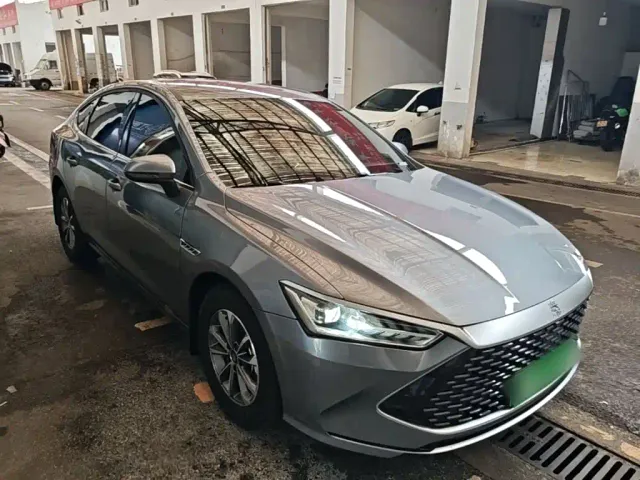 BYD Qin PLUS — Фото автомобиля 3