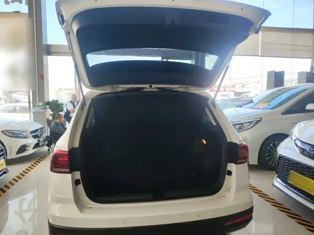 Volkswagen Tharu — Фото автомобиля 18