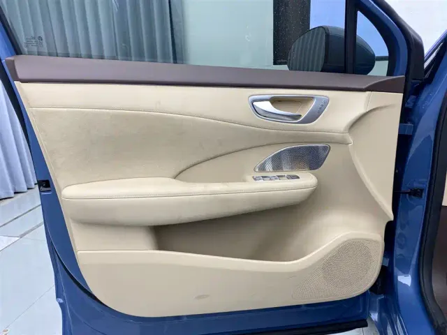 Shangjie SUV — Фото автомобиля 8