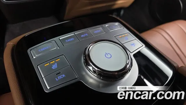 Genesis G80 Бензин 2.5 турбо AWD — Фото автомобиля 24