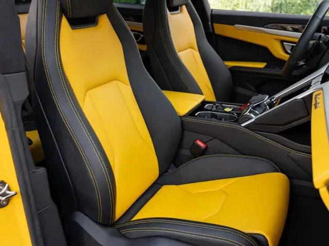 Lamborghini Urus — Фото автомобиля 19