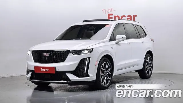 Фотография автомобиля — Cadillac XT6