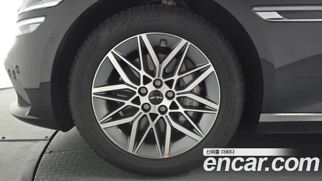 Genesis G80 Бензин 2.5 турбо 2WD — Фото автомобиля 3
