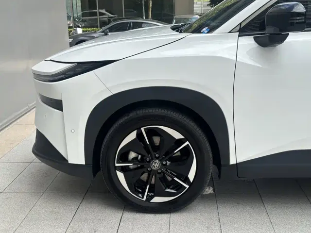 Toyota BoZhi 3X — Фото автомобиля 5